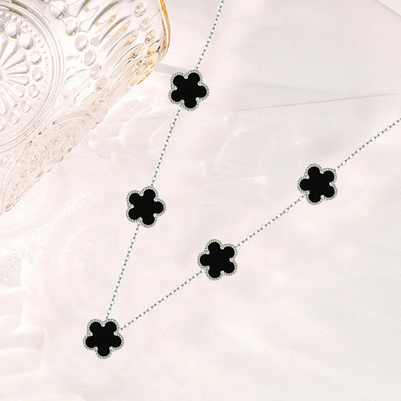 Clovera Necklace