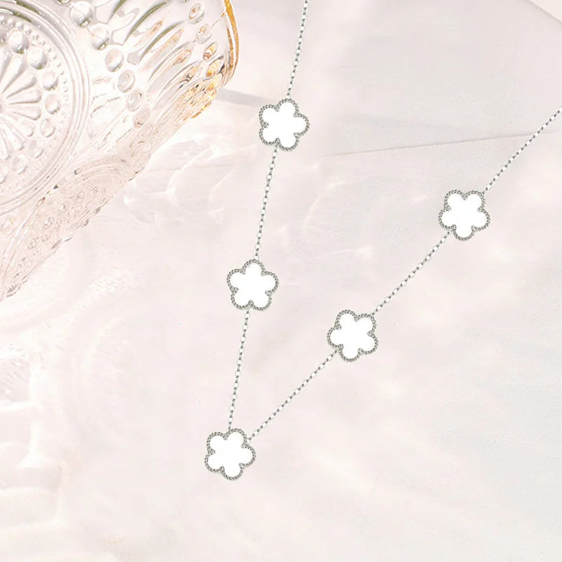 Clovera Necklace